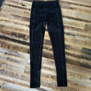 Victoria Secret leggings size 2